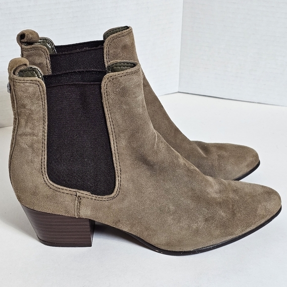 Sam Edelman Reesa Pull On Chelsea Ankle Boots - Picture 2 of 13